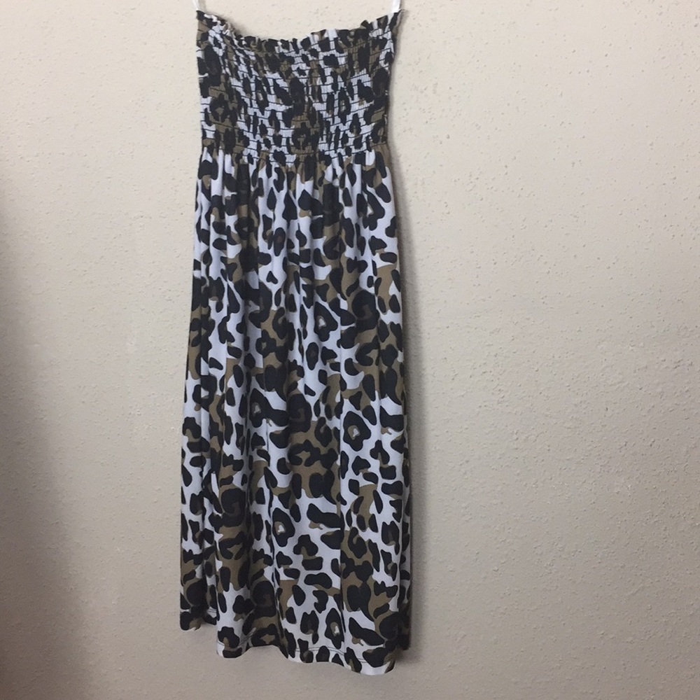 Sara USA Strapless Animal Print Smocked Dress
